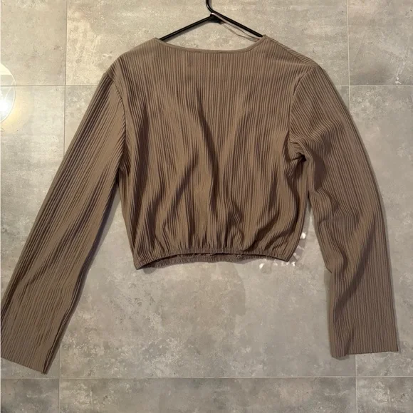 Zara Plisse Crop Top | M - Picture 3 of 6